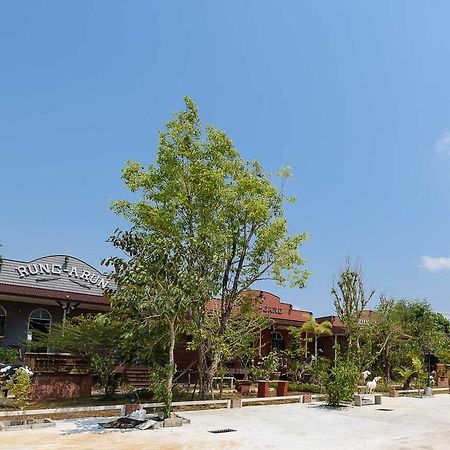Cowboy Farm Resort Pattaya บ้านห้วยใหญ่ ภายนอก รูปภาพ