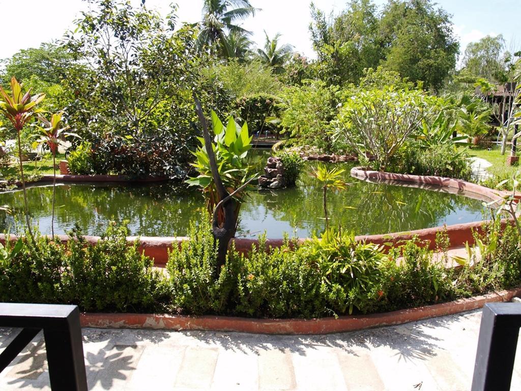 Cowboy Farm Resort Pattaya บ้านห้วยใหญ่ ภายนอก รูปภาพ