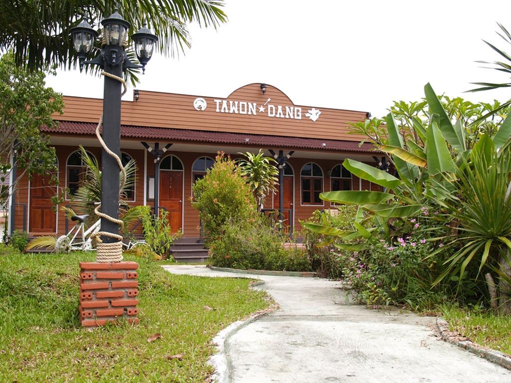Cowboy Farm Resort Pattaya บ้านห้วยใหญ่ ภายนอก รูปภาพ