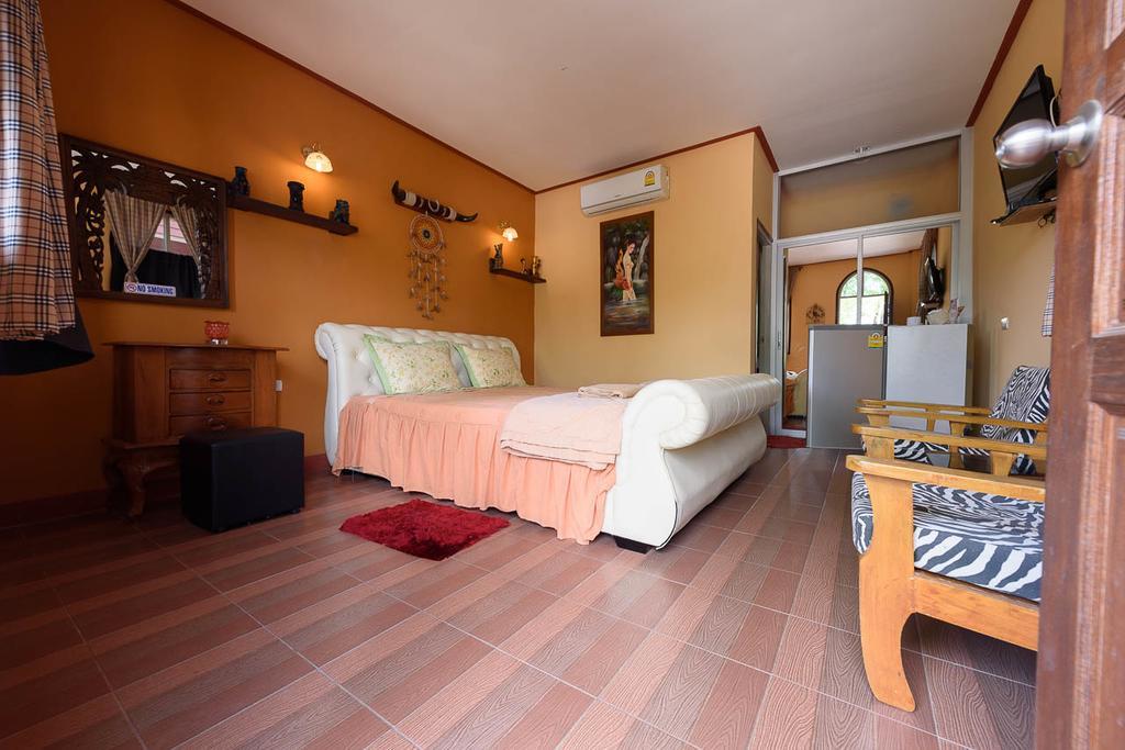 Cowboy Farm Resort Pattaya บ้านห้วยใหญ่ ภายนอก รูปภาพ